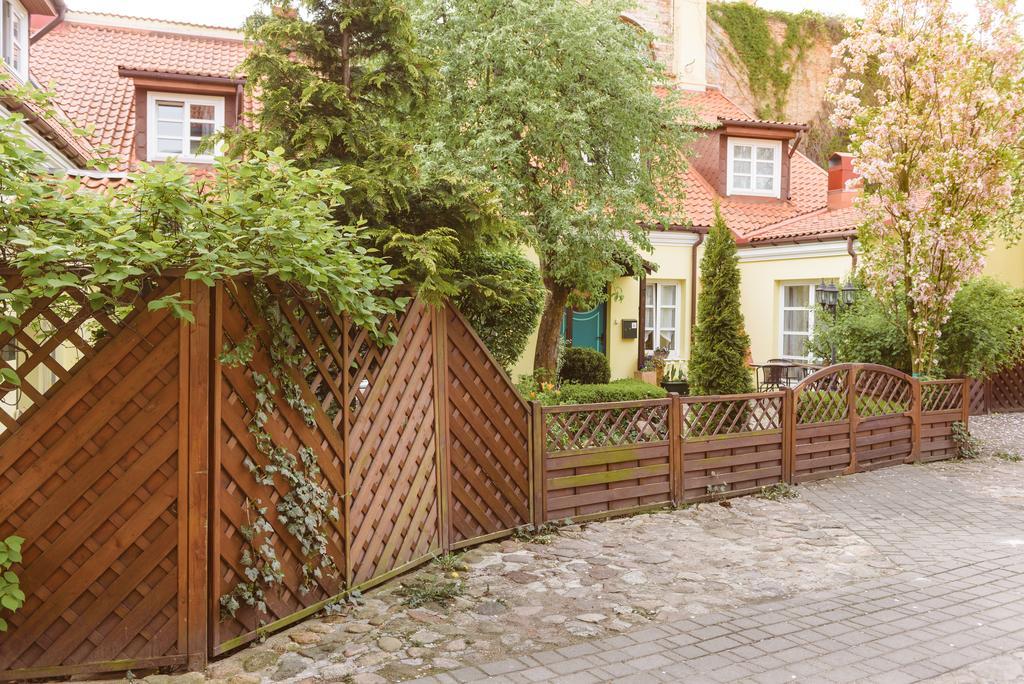 The Secret Garden Boutique B&B Vilnius Exterior foto